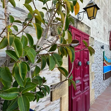 Tal-bir Farmhouse Nadur