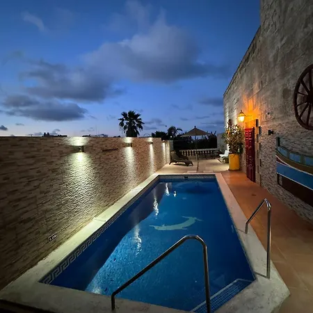 Tal-bir Farmhouse * Nadur