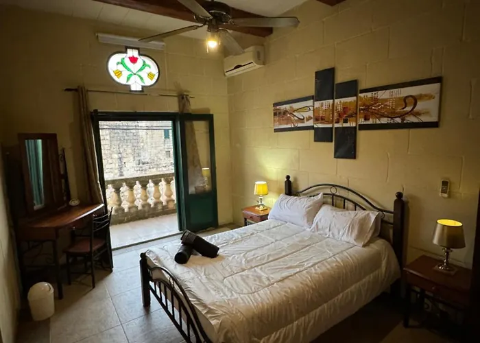 Tal-bir Farmhouse Nadur